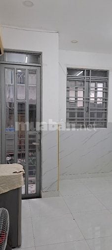 PHÒNG TRỌ SẠCH SẼ, CÓ BANCOL 15m2 gần ĐH Hoa Sen