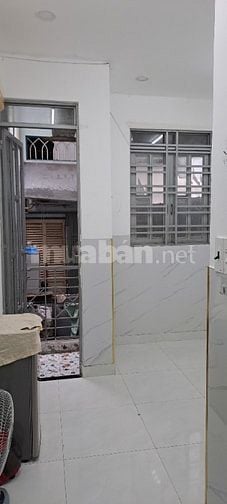 PHÒNG TRỌ SẠCH SẼ, CÓ BANCOL 15m2 gần ĐH Hoa Sen
