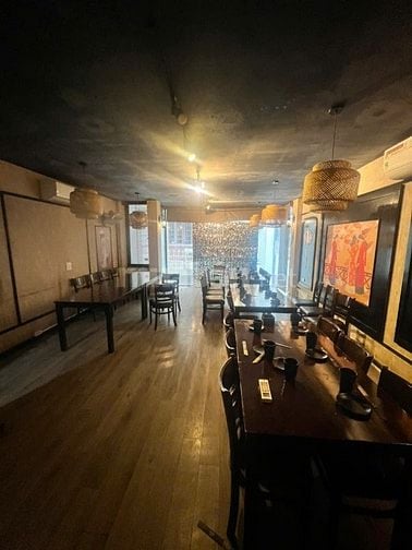 Nhượng nhà hàng khu Hào Nam, 80m2x 5 tầng, hđ thuê lâu dài 
