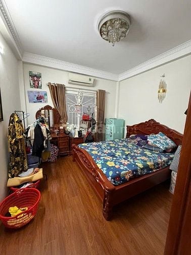 Bán gấp Nhà Thạch Bàn 52m x 5 tầng, Oto đỗ, đường trục Thạch bàn,8.xtỷ