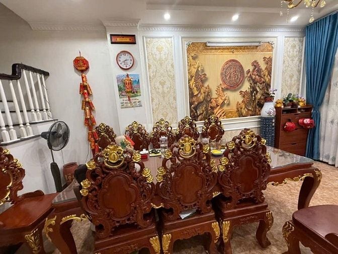 Bán gấp Nhà Thạch Bàn 52m x 5 tầng, Oto đỗ, đường trục Thạch bàn,8.xtỷ