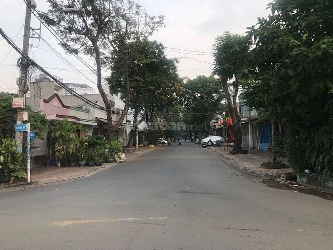 Cho thuê 1800m2 đất trống đường số 11 phường trường thọ quận thủ đức