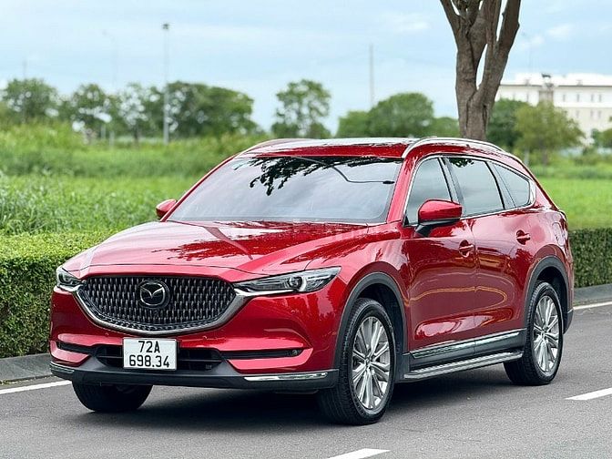 Mazda CX8 2.5AT " Premium "  • Odo : 15.000 kilomet • Sản xuất : 2023