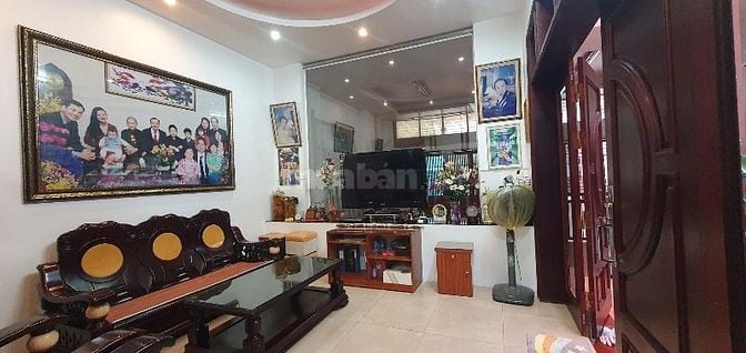 1 Nhà Ra Mặt Phố Khuất Duy Tiến, 2 Ô Tô Để Trong Nhà 90m, 4 Tầng 
