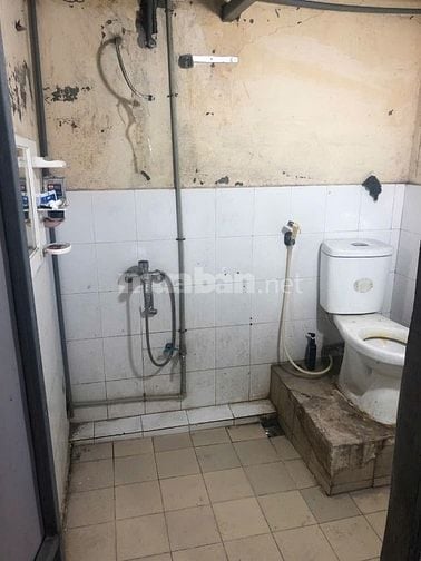 Cho thuê nhà cấp 4 rộng hơn 60m2