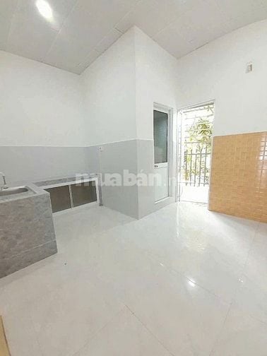 Kẹt Tiền Cần Bán Nhà C4 dt 124m² Sổ Hồng Riêng 890 Triệu