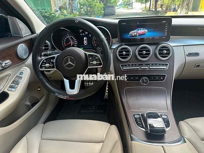 Mercedes Benz C Class 2020 C200 Exclusive  - 65000