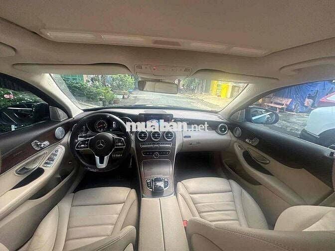 Mercedes Benz C Class 2020 C200 Exclusive  - 65000