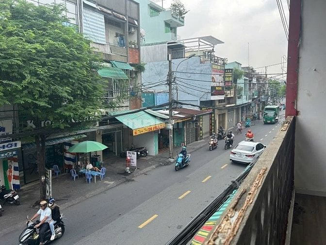 Cho thuê nhà mặt tiền nguyên căn đường Phú Thọ, quận 11, 25tr/tháng