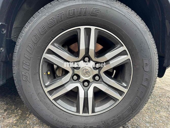 Toyota Fortuner 2019 2.4G 4x2 AT - 60000 km ko lỗi