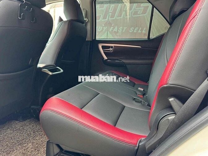 Toyota Fortuner 2019 2.4G 4x2 AT - 60000 km ko lỗi