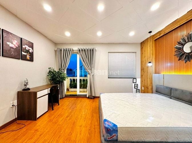 Khan hiếm tầm giá! Hẻm đẹp 6m ở Lê Văn Sỹ Quận 3 DT: 4.5x15m nở hậu 