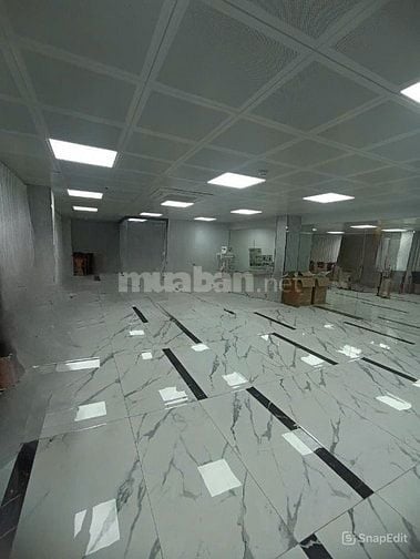 CHO THUÊ NHÀ NGUYÊN CĂN DIỆN TÍCH TRÊN 1000m2 ĐƯỜNG LÊ CƠ, Q.BÌNH TÂN