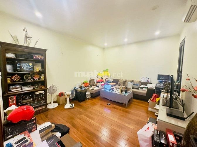 Nhà Đẹp Ô TÔ Chạy Vòng Quanh Lạc Trung 87m, 4 tầng, mt 8m, giá 28.7 