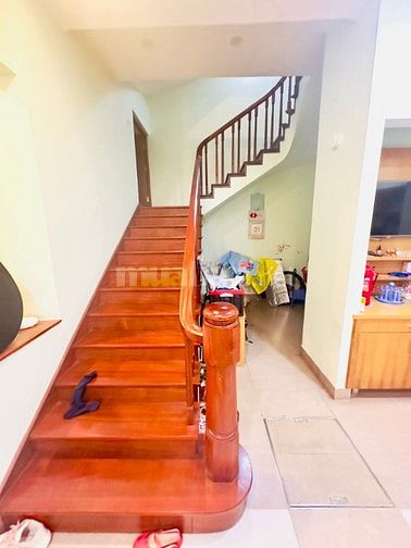 Nhà Đẹp Ô TÔ Chạy Vòng Quanh Lạc Trung 87m, 4 tầng, mt 8m, giá 28.7 