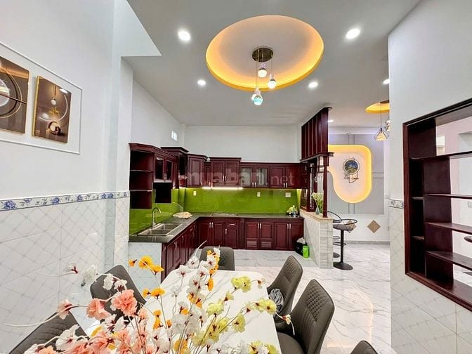 Nhà mới đẹp mặt tiền đường 5b, dt 6x16m 2 lầu ST tiện ở và kinh doanh