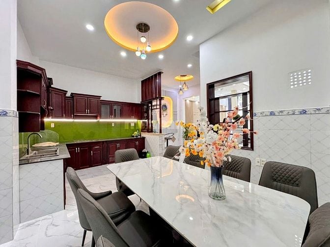 Nhà mới đẹp mặt tiền đường 5b, dt 6x16m 2 lầu ST tiện ở và kinh doanh