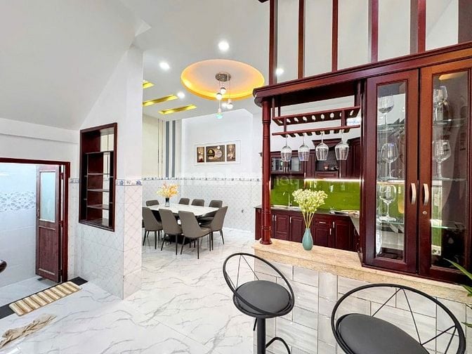 Nhà mới đẹp mặt tiền đường 5b, dt 6x16m 2 lầu ST tiện ở và kinh doanh