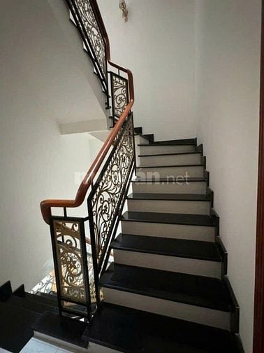 CHỜ CHI ! NHÀ MT ĐƯỜNG SỐ 19 P10 Q6 (4X16,5) TRỆT 3 LẦU. CHỈ 14,5 TỶ
