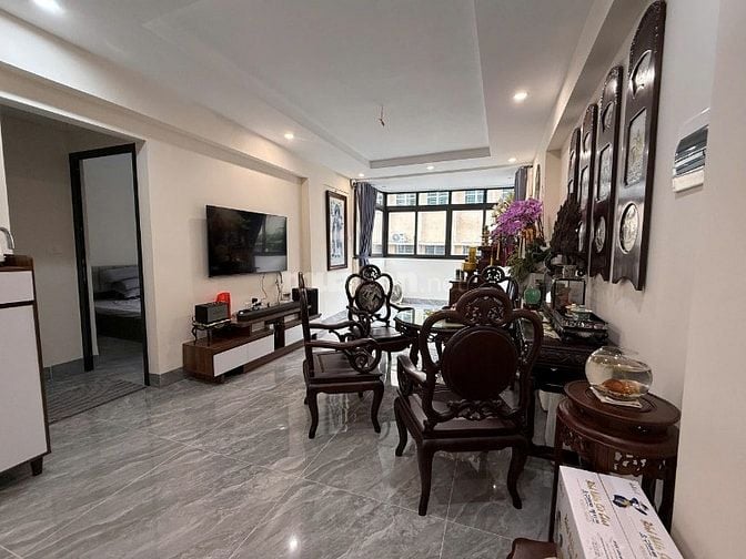 Chính chủ bán căn hộ tập thể Thái Thịnh Đống Đa, 75m2 giá 4,7 tỷ 