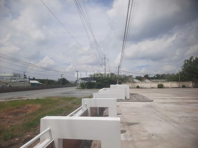 CHO THUÊ KHO MẶT TIỀN QL1A, BÌNH CANG 1, BÌNH THẠNH, THỦ THỪA, LONG AN