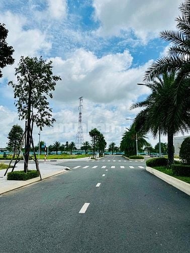 CHÍNH CHỦ BÁN ĐẤT ĐẸP NGAY ĐƯỜNG NGUYỄN HỮU TRÍ  SÁT THỊ TRẤN TÂN TÚC