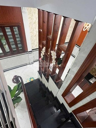Cơ Hội Vàng! Nhà Bến Vân Đồn, Q4 – 58m², Giá 2.28 Tỷ, Thu Nhập 16Tr
