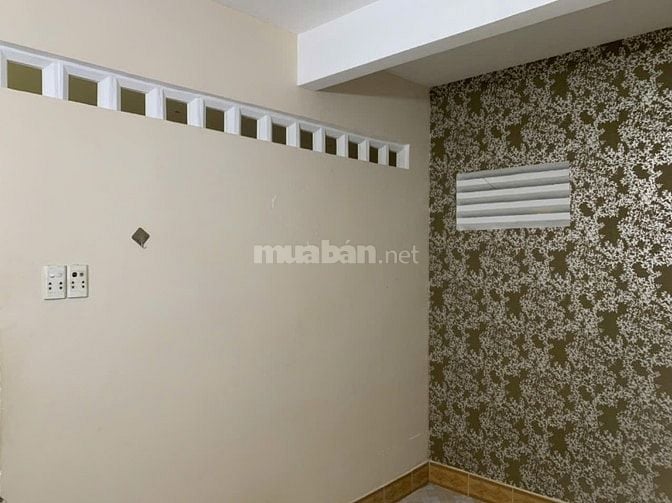 Cho thuê nhà nguyên căn rộng 68 m2, có 3 phòng, CC Bùi Hữu Nghĩa