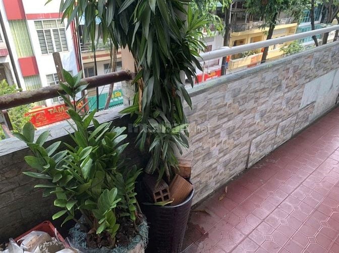 Cho thuê nhà nguyên căn rộng 68 m2, có 3 phòng, CC Bùi Hữu Nghĩa