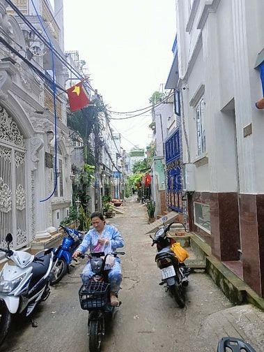 Bán nhà hẻm 116 Phường Tân Thuận Tây Quận 7