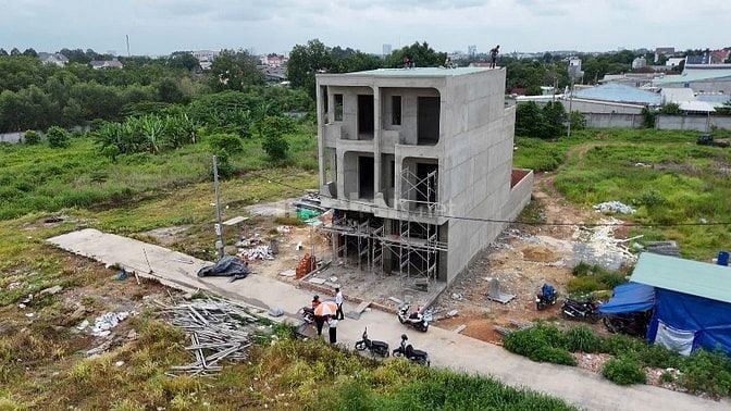 CẦN BÁN NHANH LÔ ĐẤT 120M2 NGAY TRUNG TÂM TP THỦ DẦU MỘT BÌNH DƯƠNG