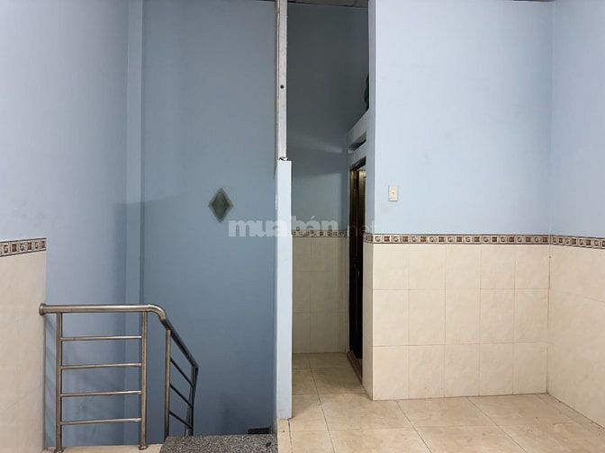 Nhà cho thuê nguyên căn chính chủ, đường 6m, 2 lầu, 2 tolet, 2 phòng n