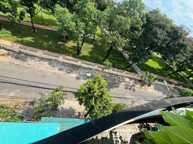💧Nhà 5x20 đối diện công viên 3.5 tấm