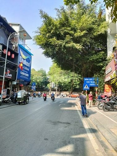 HÀNG HIẾM - MẶT PHỐ NGUYỄN KHUYẾN - XÂY KS ĐỈNH CAO – CHỈ 35 TỶ