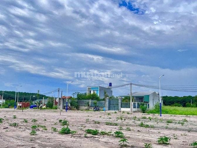 💥CHÍNH CHỦ KẸT TIỀN BÁN GẤP ĐẤT Ở ĐÔ THỊ 140M² TRUNG TÂM CHƠN THÀNH