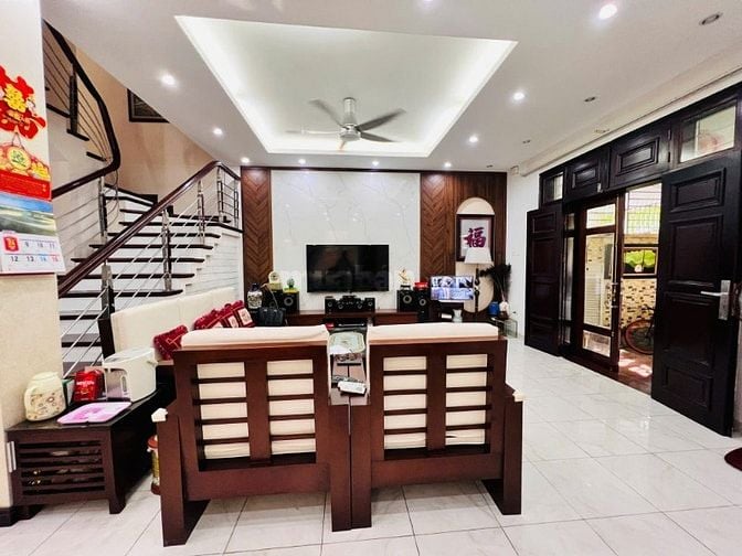 Siêu Cực Đẹp, Bán Mặt Phố Minh Khai, Trần Đại Nghĩa,HBT : 250m2, MT13m