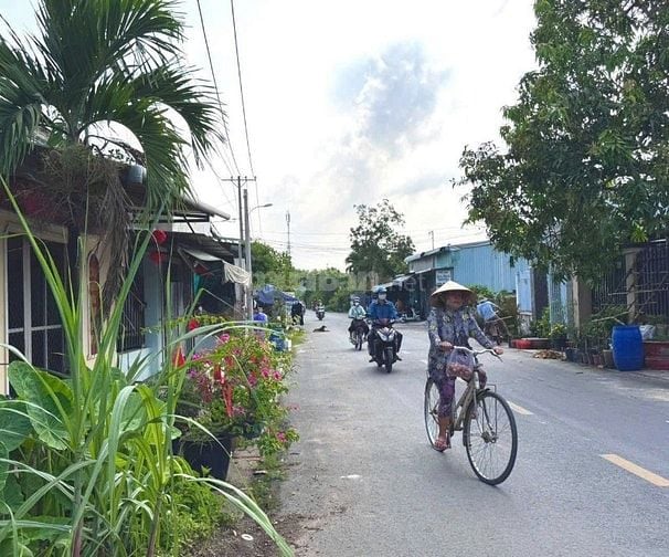 BÁN GẤP LÔ ĐẤT THỔ CƯ Ở TÂN PHÚ TRUNG 184m2 570 TRIỆUP