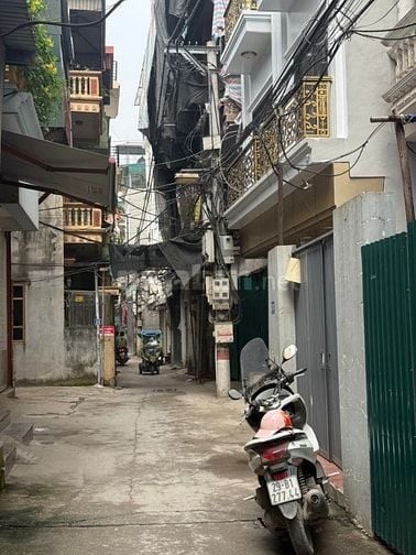 Chính chủ gửi bán 62m đất vàng Tam Trinh ngõ thông ô tô vào nhà 