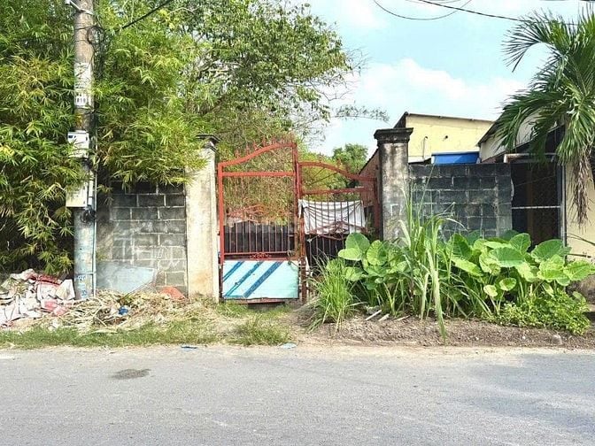 BÁN GẤP LÔ ĐẤT THỔ CƯ Ở TÂN PHÚ TRUNG 184m2 570 TRIỆUP