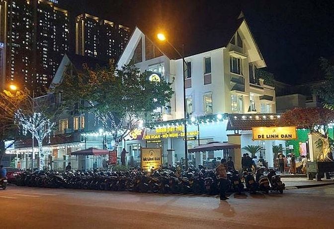 BIỆT THỰ MẶT PHỐ NGUYỄN VĂN LỘC GIÁ CHỈ 50tr HỢP KINH DOANH NHÀ HÀNG