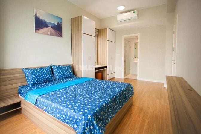 Căn hộ tầng cao, view hồ bơi, 73m2, 2pn, đầy đủ nội thất giá 14 triệu