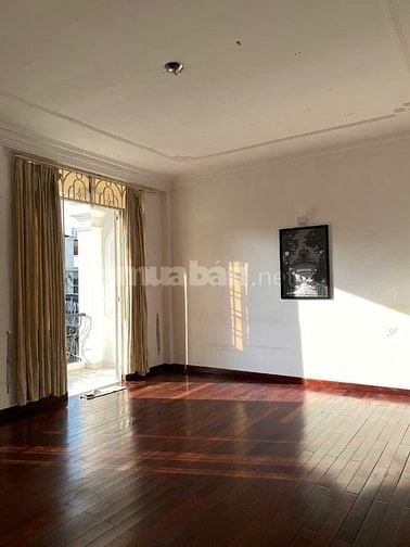Cho thuê nhà hẻm xe hơi Nguyễn Trọng Tuyển, DT 6x20m, 3 tầng