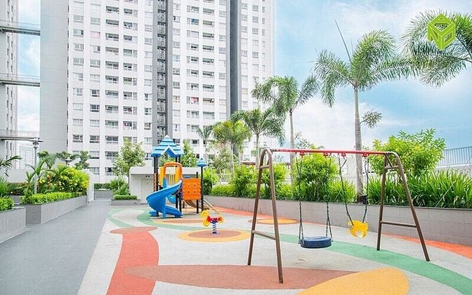 Căn hộ tầng cao, view hồ bơi, 73m2, 2pn, đầy đủ nội thất giá 14 triệu