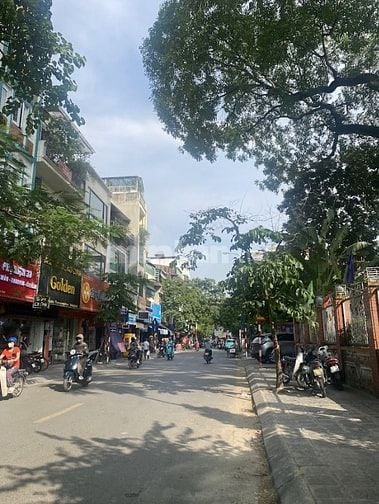 Cho thuê nhà mặt phố NGUYỄN AN NINH 35m2 x 3.5 tầng đông đúc, gần chợ