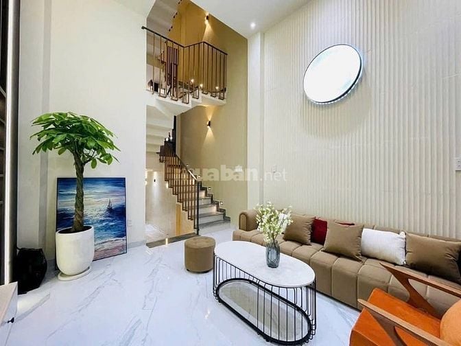 Bán gấp nhà ở đường Nguyễn Lâm, phường 6, quận 10, giá 2 tỷ 750 triệu 