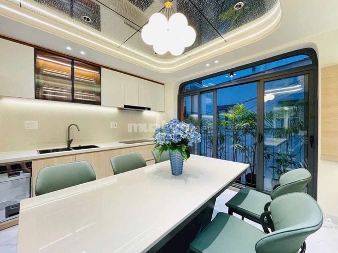 Bán gấp nhà ở đường Nguyễn Lâm, phường 6, quận 10, giá 2 tỷ 750 triệu 