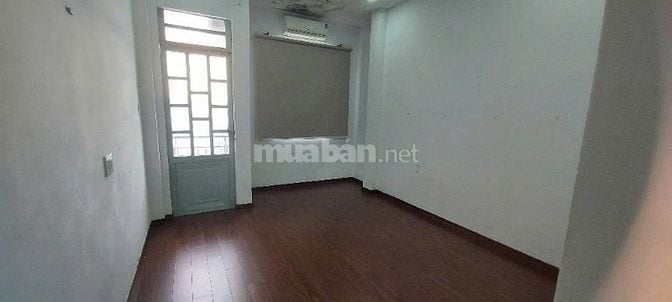 Giá 4,2 Tỷ, gần cầu Long Kiểng, DT 140m2