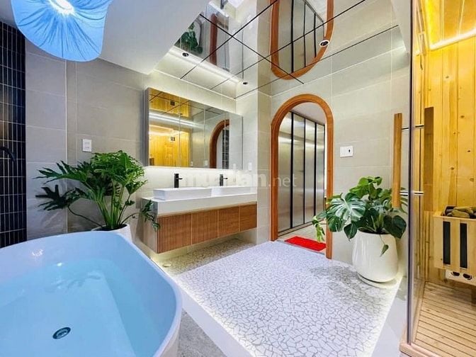 Bán gấp nhà ở đường Nguyễn Lâm, phường 6, quận 10, giá 2 tỷ 750 triệu 