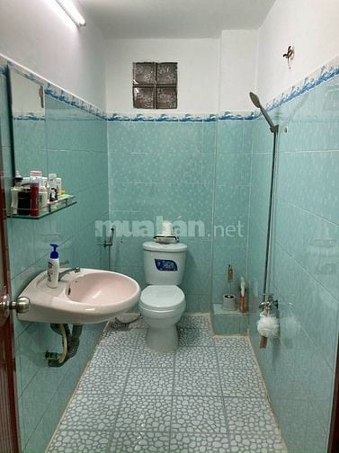 Chính chủ cho thuê nhà nguyên căn hẻm xe hơi - 1041 Trần Xuân Soạn Q7.