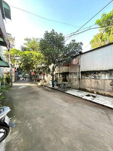 Cần Bán Nhà 2 lầu thông thoáng Thới An, Quận 12, hẻm xe hơi.